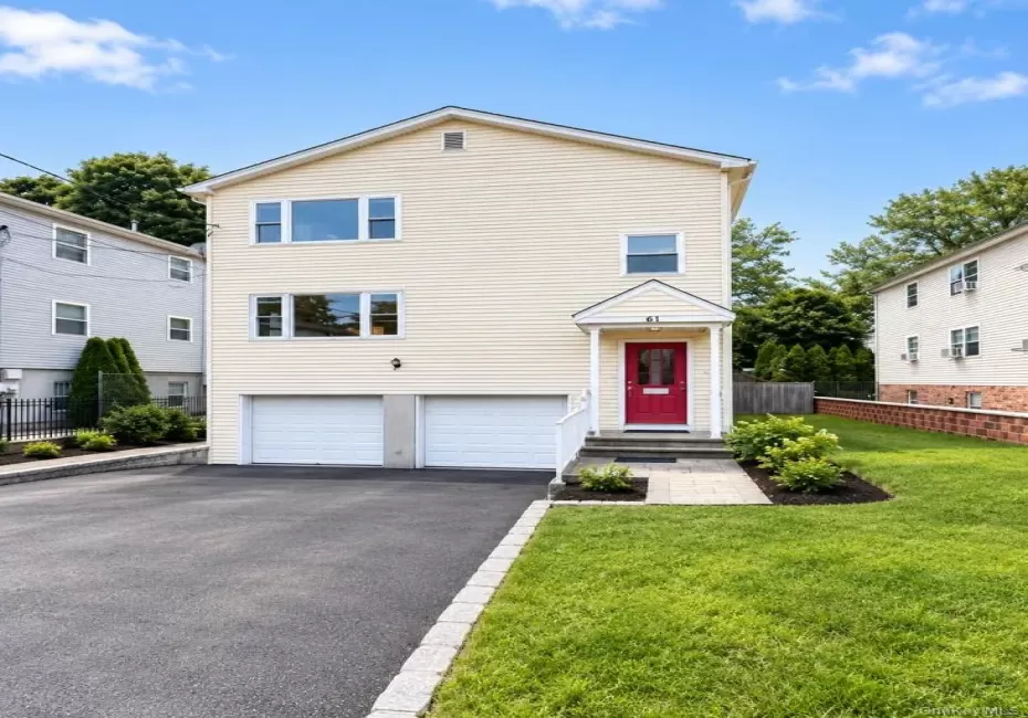 61 Ashland Avenue, New Rochelle, NY, 3 Bedrooms Bedrooms, 6 Rooms Rooms,2 BathroomsBathrooms,Residential Lease,For Rent,Ashland,0,1049563 61 Ashland Avenue, New Rochelle, NY, 3 Bedrooms Bedrooms, 6 Rooms Rooms,2 BathroomsBathrooms,Residential Lease,For Rent,Ashland,0,1049563