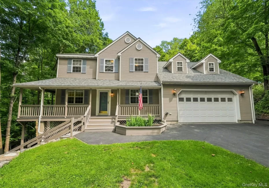 106 Freezer Road, Wallkill, NY, 4 Bedrooms Bedrooms, 14 Rooms Rooms,2 BathroomsBathrooms,Residential,For Rent,Freezer,0,1047247 106 Freezer Road, Wallkill, NY, 4 Bedrooms Bedrooms, 14 Rooms Rooms,2 BathroomsBathrooms,Residential,For Rent,Freezer,0,1047247