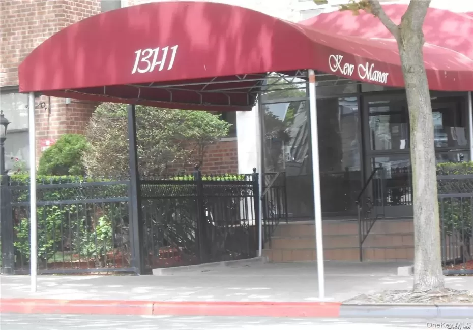 131-11 Kew Gardens Road, New York, NY, 2 Bedrooms Bedrooms, 4 Rooms Rooms,1 BathroomBathrooms,Residential Lease,For Rent,Kew Gardens,0,1049597 131-11 Kew Gardens Road, New York, NY, 2 Bedrooms Bedrooms, 4 Rooms Rooms,1 BathroomBathrooms,Residential Lease,For Rent,Kew Gardens,0,1049597