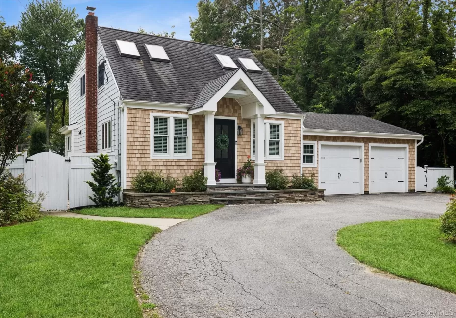 351 Forest Lane, Smithtown, NY, 5 Bedrooms Bedrooms, 11 Rooms Rooms,3 BathroomsBathrooms,Residential,For Rent,Forest,0,1045526 351 Forest Lane, Smithtown, NY, 5 Bedrooms Bedrooms, 11 Rooms Rooms,3 BathroomsBathrooms,Residential,For Rent,Forest,0,1045526