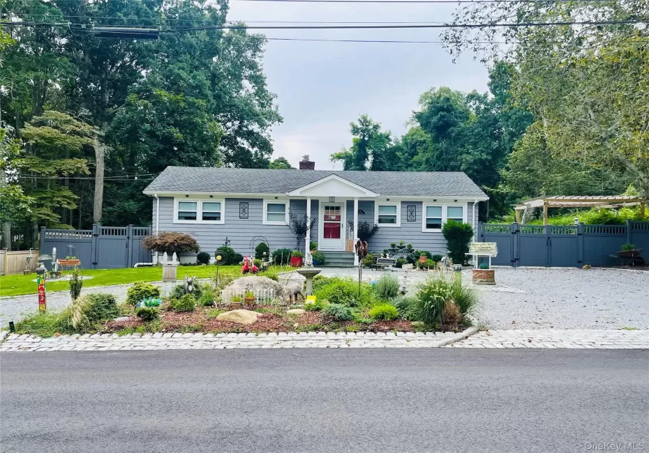 11 Jaspa Road, Shelter Island, NY, 2 Bedrooms Bedrooms, 6 Rooms Rooms,2 BathroomsBathrooms,Residential,For Rent,Jaspa,0,1049777 11 Jaspa Road, Shelter Island, NY, 2 Bedrooms Bedrooms, 6 Rooms Rooms,2 BathroomsBathrooms,Residential,For Rent,Jaspa,0,1049777