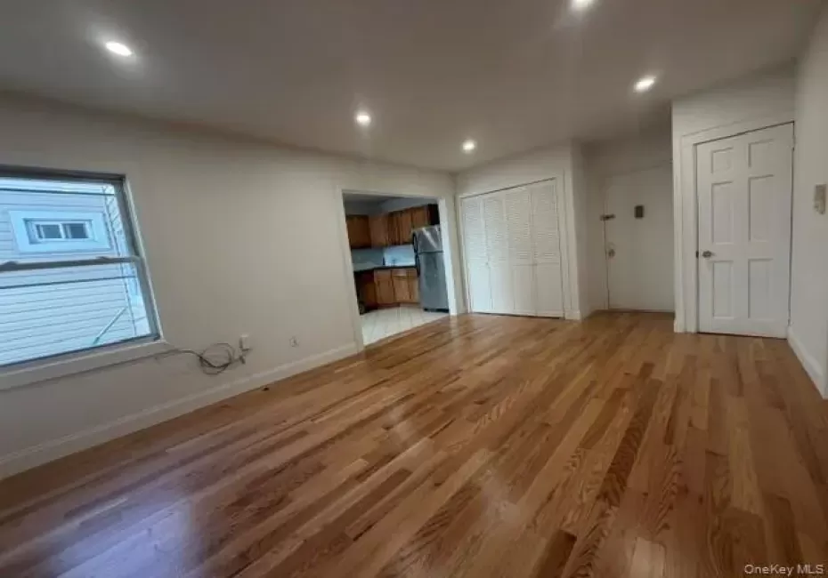 11708 Liberty Avenue, New York, NY, 3 Bedrooms Bedrooms, 6 Rooms Rooms,2 BathroomsBathrooms,Residential Lease,For Rent,Liberty,0,1049810 11708 Liberty Avenue, New York, NY, 3 Bedrooms Bedrooms, 6 Rooms Rooms,2 BathroomsBathrooms,Residential Lease,For Rent,Liberty,0,1049810