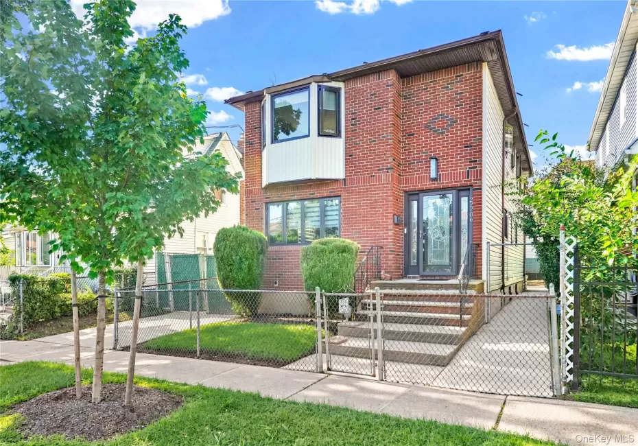 222-06 133rd Avenue, New York, NY, 4 Bedrooms Bedrooms, 8 Rooms Rooms,4 BathroomsBathrooms,Residential,For Rent,133rd,0,1049701 222-06 133rd Avenue, New York, NY, 4 Bedrooms Bedrooms, 8 Rooms Rooms,4 BathroomsBathrooms,Residential,For Rent,133rd,0,1049701