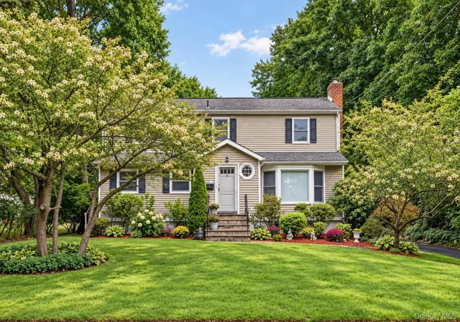 9 Verne Place, Greenburgh, NY, 4 Bedrooms Bedrooms, 8 Rooms Rooms,2 BathroomsBathrooms,Residential,For Rent,Verne,0,1049791 9 Verne Place, Greenburgh, NY, 4 Bedrooms Bedrooms, 8 Rooms Rooms,2 BathroomsBathrooms,Residential,For Rent,Verne,0,1049791