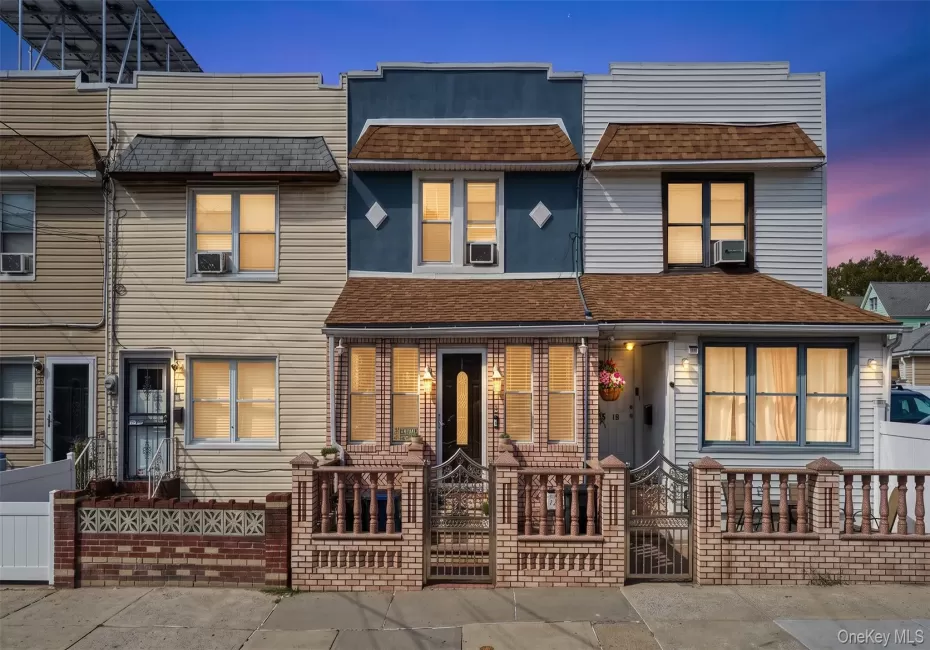 11518 147th Street, New York, NY, 3 Bedrooms Bedrooms, 6 Rooms Rooms,2 BathroomsBathrooms,Residential,For Rent,147th,0,1049840 11518 147th Street, New York, NY, 3 Bedrooms Bedrooms, 6 Rooms Rooms,2 BathroomsBathrooms,Residential,For Rent,147th,0,1049840