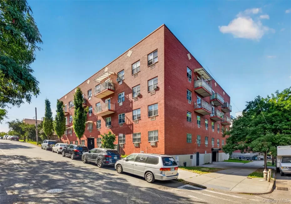 11245 39th Avenue, New York, NY, 2 Bedrooms Bedrooms, 5 Rooms Rooms,1 BathroomBathrooms,Residential,For Rent,39th,0,1049879 11245 39th Avenue, New York, NY, 2 Bedrooms Bedrooms, 5 Rooms Rooms,1 BathroomBathrooms,Residential,For Rent,39th,0,1049879
