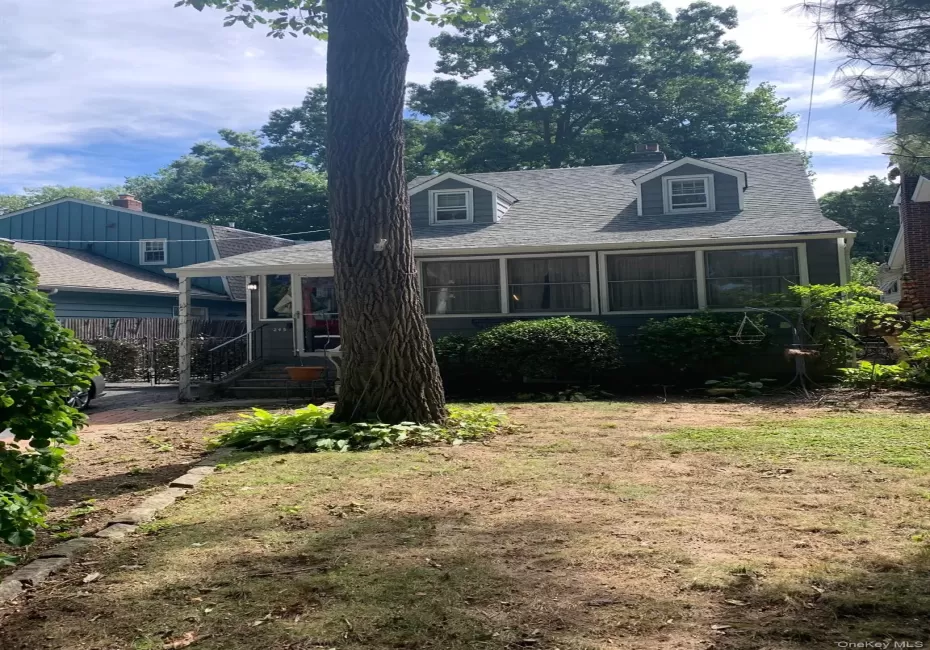 245 Buchanan Street, Huntington, NY, 3 Bedrooms Bedrooms, 7 Rooms Rooms,2 BathroomsBathrooms,Residential,For Rent,Buchanan,0,1049953 245 Buchanan Street, Huntington, NY, 3 Bedrooms Bedrooms, 7 Rooms Rooms,2 BathroomsBathrooms,Residential,For Rent,Buchanan,0,1049953