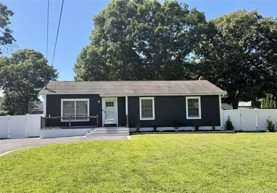 108 Floyd Road, Brookhaven, NY, 3 Bedrooms Bedrooms, 8 Rooms Rooms,2 BathroomsBathrooms,Residential,For Rent,Floyd,0,1049719 108 Floyd Road, Brookhaven, NY, 3 Bedrooms Bedrooms, 8 Rooms Rooms,2 BathroomsBathrooms,Residential,For Rent,Floyd,0,1049719