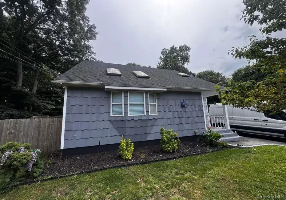 42 Breston Drive, Brookhaven, NY, 3 Bedrooms Bedrooms, 8 Rooms Rooms,2 BathroomsBathrooms,Residential,For Rent,Breston,0,1044478 42 Breston Drive, Brookhaven, NY, 3 Bedrooms Bedrooms, 8 Rooms Rooms,2 BathroomsBathrooms,Residential,For Rent,Breston,0,1044478