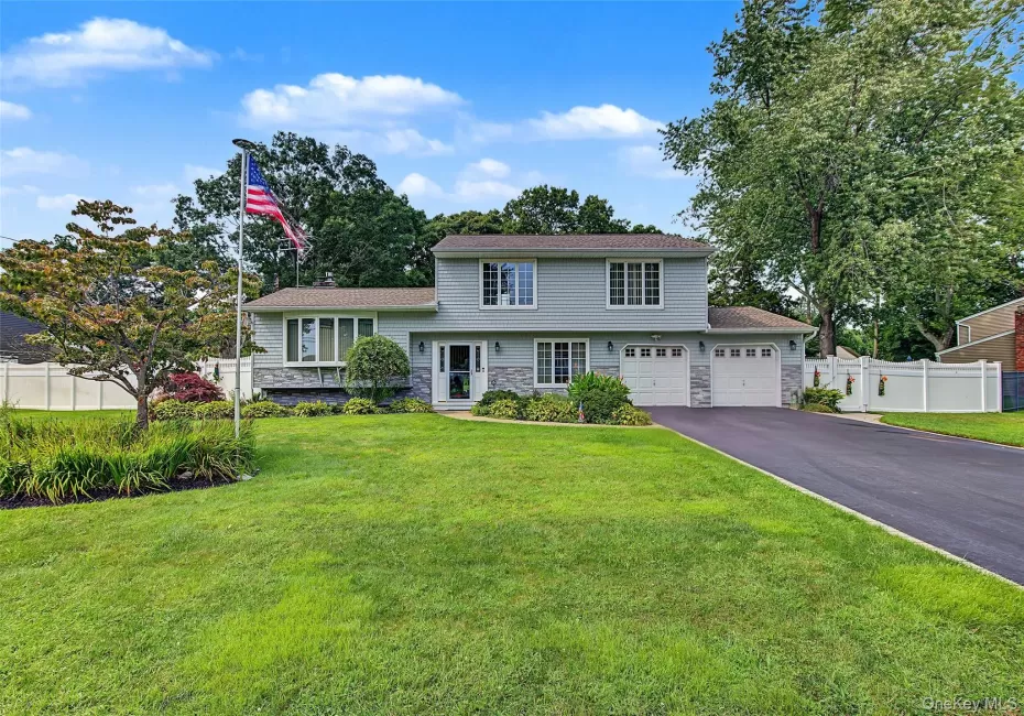 105 Nathan Drive, Islip, NY, 4 Bedrooms Bedrooms, 7 Rooms Rooms,2 BathroomsBathrooms,Residential,For Rent,Nathan,0,1047512 105 Nathan Drive, Islip, NY, 4 Bedrooms Bedrooms, 7 Rooms Rooms,2 BathroomsBathrooms,Residential,For Rent,Nathan,0,1047512