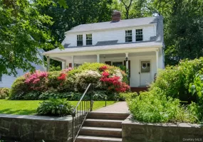 579 Manor Lane, Pelham, NY, 4 Bedrooms Bedrooms, 10 Rooms Rooms,3 BathroomsBathrooms,Residential,For Rent,Manor,0,1043116 579 Manor Lane, Pelham, NY, 4 Bedrooms Bedrooms, 10 Rooms Rooms,3 BathroomsBathrooms,Residential,For Rent,Manor,0,1043116
