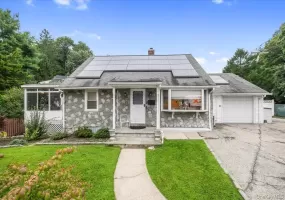 4 Briary Road, Greenburgh, NY, 4 Bedrooms Bedrooms, 6 Rooms Rooms,2 BathroomsBathrooms,Residential,For Rent,Briary,0,1046482 4 Briary Road, Greenburgh, NY, 4 Bedrooms Bedrooms, 6 Rooms Rooms,2 BathroomsBathrooms,Residential,For Rent,Briary,0,1046482
