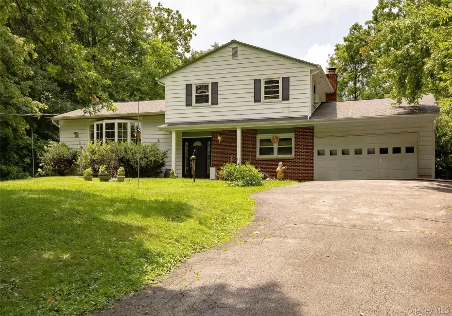 37 Brothers Road, Wappinger, NY, 3 Bedrooms Bedrooms, 9 Rooms Rooms,2 BathroomsBathrooms,Residential,For Rent,Brothers,0,1050045 37 Brothers Road, Wappinger, NY, 3 Bedrooms Bedrooms, 9 Rooms Rooms,2 BathroomsBathrooms,Residential,For Rent,Brothers,0,1050045
