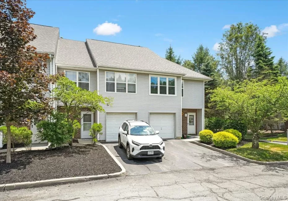 45 Deer Ct Drive, Middletown, NY, 3 Bedrooms Bedrooms, 8 Rooms Rooms,2 BathroomsBathrooms,Residential,For Rent,Deer Ct,0,1049937 45 Deer Ct Drive, Middletown, NY, 3 Bedrooms Bedrooms, 8 Rooms Rooms,2 BathroomsBathrooms,Residential,For Rent,Deer Ct,0,1049937