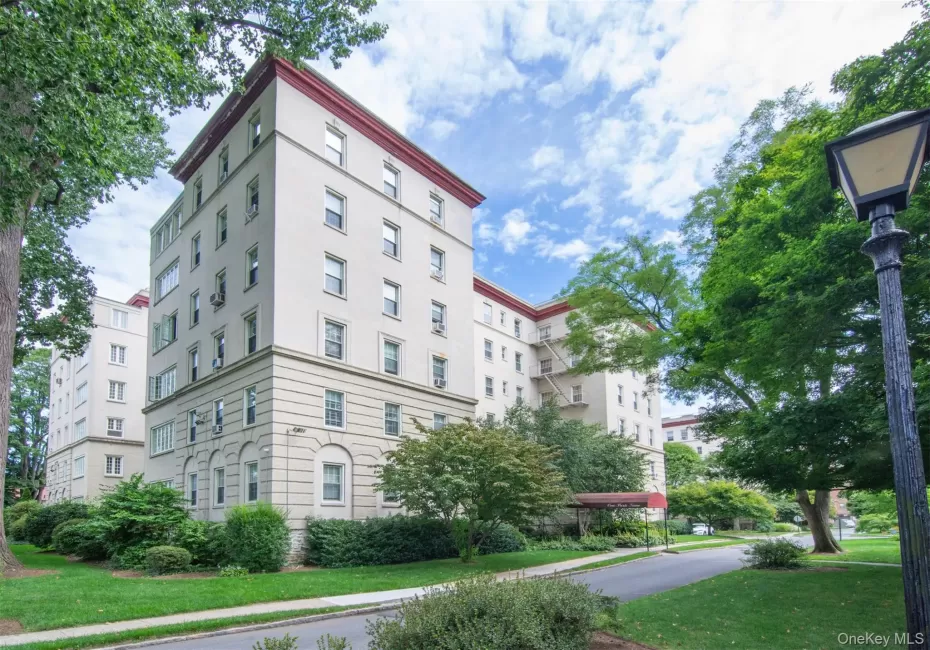 1 Park Lane, Mount Vernon, NY, 3 Bedrooms Bedrooms, 7 Rooms Rooms,3 BathroomsBathrooms,Residential,For Rent,Park,0,1050079 1 Park Lane, Mount Vernon, NY, 3 Bedrooms Bedrooms, 7 Rooms Rooms,3 BathroomsBathrooms,Residential,For Rent,Park,0,1050079