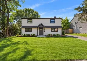 6 Slocum Avenue, North Hempstead, NY, 4 Bedrooms Bedrooms, 10 Rooms Rooms,3 BathroomsBathrooms,Residential,For Rent,Slocum,0,1050014 6 Slocum Avenue, North Hempstead, NY, 4 Bedrooms Bedrooms, 10 Rooms Rooms,3 BathroomsBathrooms,Residential,For Rent,Slocum,0,1050014