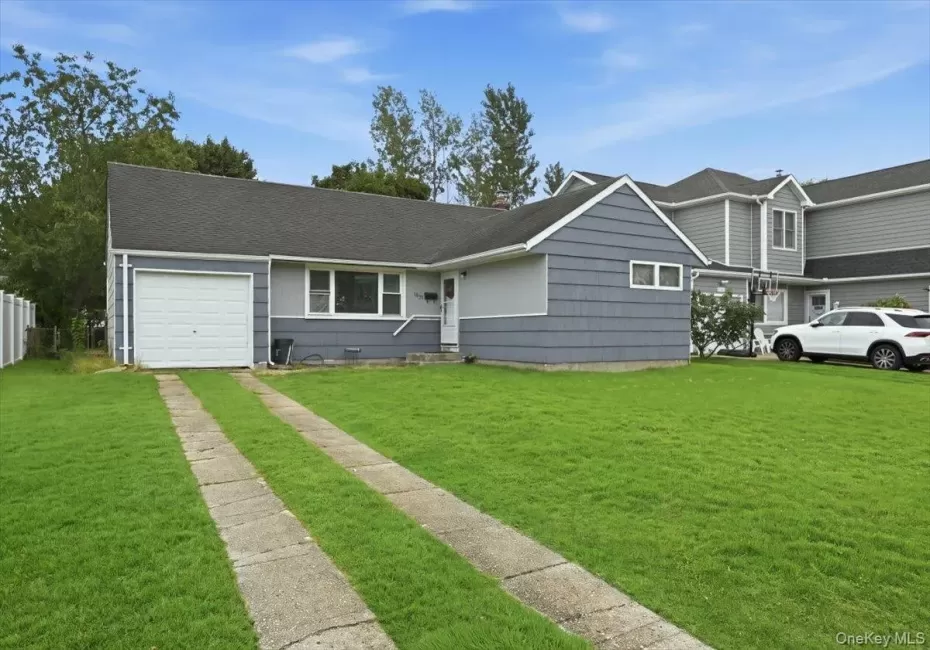 1095 Huckleberry Road, Hempstead, NY, 3 Bedrooms Bedrooms, 6 Rooms Rooms,1 BathroomBathrooms,Residential,For Rent,Huckleberry,0,1046909 1095 Huckleberry Road, Hempstead, NY, 3 Bedrooms Bedrooms, 6 Rooms Rooms,1 BathroomBathrooms,Residential,For Rent,Huckleberry,0,1046909