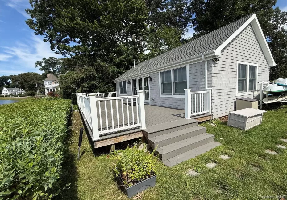 169 Shore Road, Huntington, NY, 1 Bedroom Bedrooms, 4 Rooms Rooms,1 BathroomBathrooms,Residential Lease,For Rent,Shore,0,1050066 169 Shore Road, Huntington, NY, 1 Bedroom Bedrooms, 4 Rooms Rooms,1 BathroomBathrooms,Residential Lease,For Rent,Shore,0,1050066