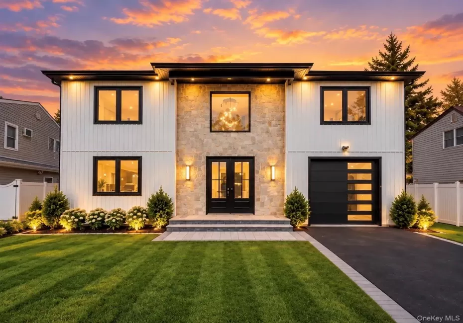 93 Stone, Hempstead, NY, 5 Bedrooms Bedrooms, 8 Rooms Rooms,4 BathroomsBathrooms,Residential,For Rent,Stone,0,1050093 93 Stone, Hempstead, NY, 5 Bedrooms Bedrooms, 8 Rooms Rooms,4 BathroomsBathrooms,Residential,For Rent,Stone,0,1050093