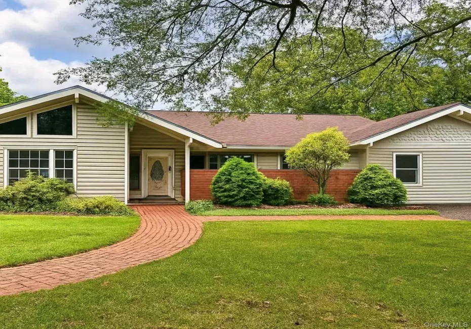 46 Andover Drive, Brookhaven, NY, 4 Bedrooms Bedrooms, 12 Rooms Rooms,3 BathroomsBathrooms,Residential,For Rent,Andover,0,1042136 46 Andover Drive, Brookhaven, NY, 4 Bedrooms Bedrooms, 12 Rooms Rooms,3 BathroomsBathrooms,Residential,For Rent,Andover,0,1042136