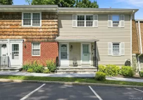 4 Anchorage Lane, Oyster Bay, NY, 1 Bedroom Bedrooms, 4 Rooms Rooms,1 BathroomBathrooms,Residential,For Rent,Anchorage,0,1048718 4 Anchorage Lane, Oyster Bay, NY, 1 Bedroom Bedrooms, 4 Rooms Rooms,1 BathroomBathrooms,Residential,For Rent,Anchorage,0,1048718