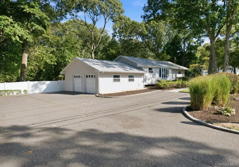 65 Holbrook Road, Brookhaven, NY, 3 Bedrooms Bedrooms, 6 Rooms Rooms,2 BathroomsBathrooms,Residential,For Rent,Holbrook,0,1049527 65 Holbrook Road, Brookhaven, NY, 3 Bedrooms Bedrooms, 6 Rooms Rooms,2 BathroomsBathrooms,Residential,For Rent,Holbrook,0,1049527