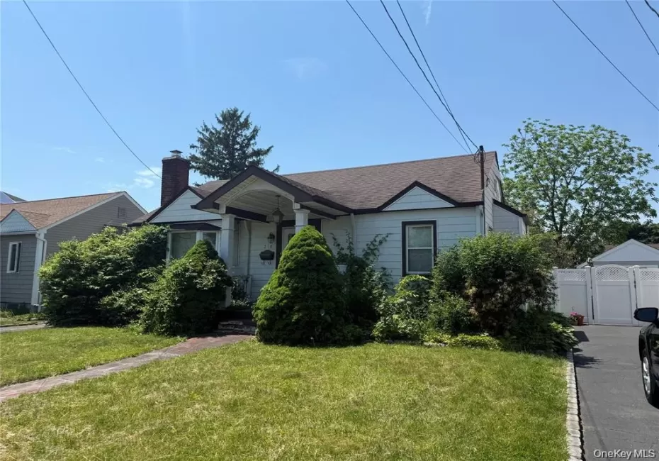 218 Park Avenue, Oyster Bay, NY, 3 Bedrooms Bedrooms, 6 Rooms Rooms,1 BathroomBathrooms,Residential,For Rent,Park,0,1050219 218 Park Avenue, Oyster Bay, NY, 3 Bedrooms Bedrooms, 6 Rooms Rooms,1 BathroomBathrooms,Residential,For Rent,Park,0,1050219