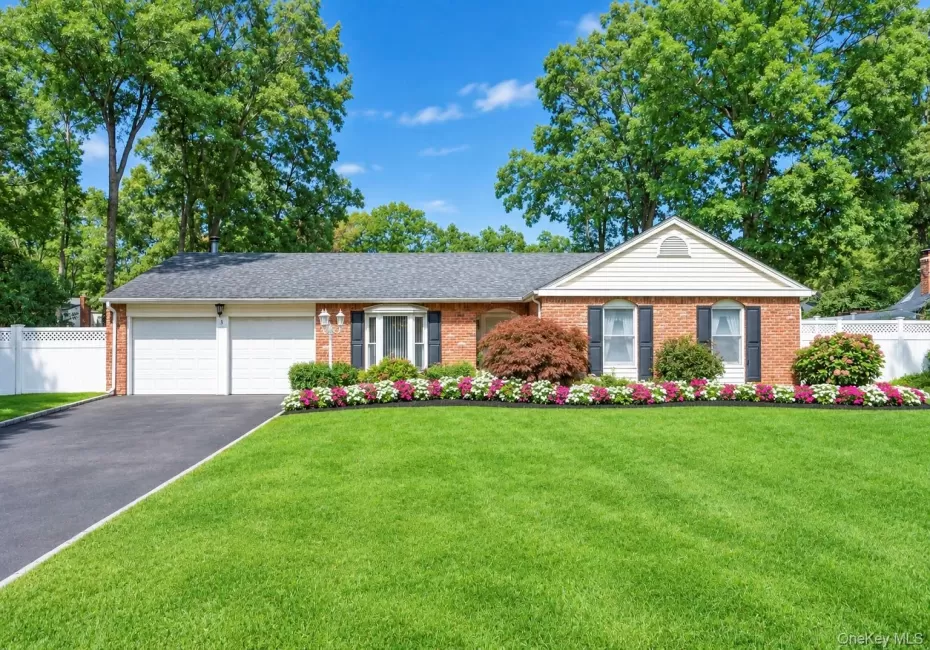3 Barnsley Crescent, Brookhaven, NY, 4 Bedrooms Bedrooms, 7 Rooms Rooms,2 BathroomsBathrooms,Residential,For Rent,Barnsley,0,1047074 3 Barnsley Crescent, Brookhaven, NY, 4 Bedrooms Bedrooms, 7 Rooms Rooms,2 BathroomsBathrooms,Residential,For Rent,Barnsley,0,1047074