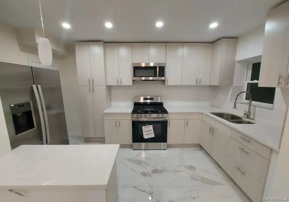 141-66 73rd Terrace, New York, NY, 4 Bedrooms Bedrooms, 7 Rooms Rooms,2 BathroomsBathrooms,Residential,For Rent,73rd,0,1010633 141-66 73rd Terrace, New York, NY, 4 Bedrooms Bedrooms, 7 Rooms Rooms,2 BathroomsBathrooms,Residential,For Rent,73rd,0,1010633