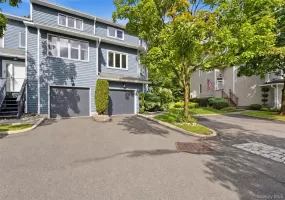 35 Village Green, Clarkstown, NY, 2 Bedrooms Bedrooms, 8 Rooms Rooms,2 BathroomsBathrooms,Residential,For Rent,Village,0,1048711 35 Village Green, Clarkstown, NY, 2 Bedrooms Bedrooms, 8 Rooms Rooms,2 BathroomsBathrooms,Residential,For Rent,Village,0,1048711