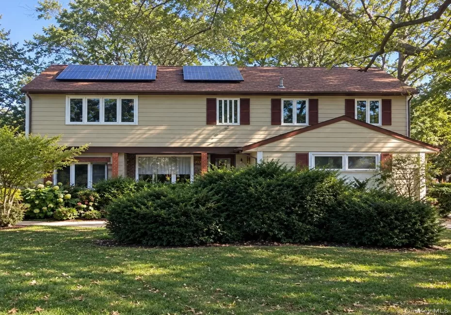 43 Horton Street, Islip, NY, 5 Bedrooms Bedrooms, 14 Rooms Rooms,3 BathroomsBathrooms,Residential,For Rent,Horton,0,1049845 43 Horton Street, Islip, NY, 5 Bedrooms Bedrooms, 14 Rooms Rooms,3 BathroomsBathrooms,Residential,For Rent,Horton,0,1049845