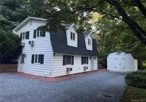 70 Rinaldo Road, Huntington, NY, 3 Bedrooms Bedrooms, 6 Rooms Rooms,2 BathroomsBathrooms,Residential Lease,For Rent,Rinaldo,0,1050076 70 Rinaldo Road, Huntington, NY, 3 Bedrooms Bedrooms, 6 Rooms Rooms,2 BathroomsBathrooms,Residential Lease,For Rent,Rinaldo,0,1050076