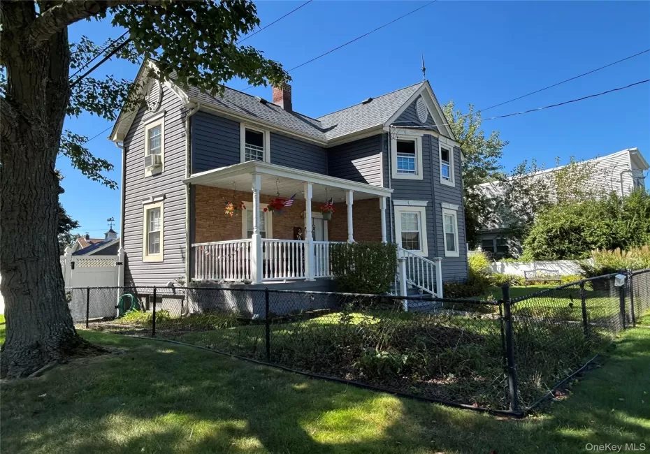 197 7th Street, Babylon, NY, 3 Bedrooms Bedrooms, 7 Rooms Rooms,2 BathroomsBathrooms,Residential,For Rent,7th,0,1049941 197 7th Street, Babylon, NY, 3 Bedrooms Bedrooms, 7 Rooms Rooms,2 BathroomsBathrooms,Residential,For Rent,7th,0,1049941