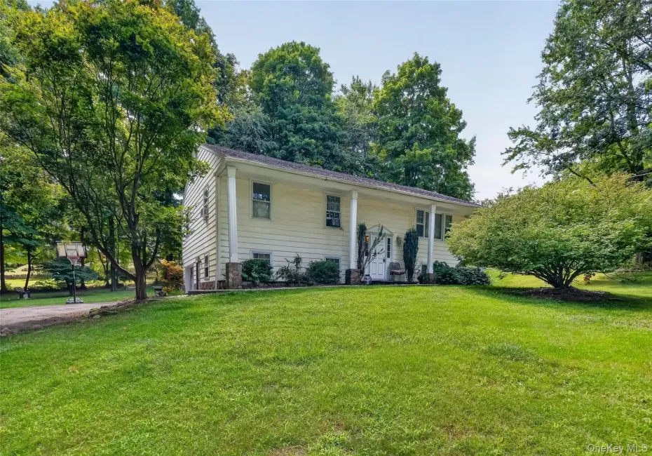 15 Oscawana Heights Road, Putnam Valley, NY, 4 Bedrooms Bedrooms, 10 Rooms Rooms,2 BathroomsBathrooms,Residential,For Rent,Oscawana Heights,0,1044209 15 Oscawana Heights Road, Putnam Valley, NY, 4 Bedrooms Bedrooms, 10 Rooms Rooms,2 BathroomsBathrooms,Residential,For Rent,Oscawana Heights,0,1044209