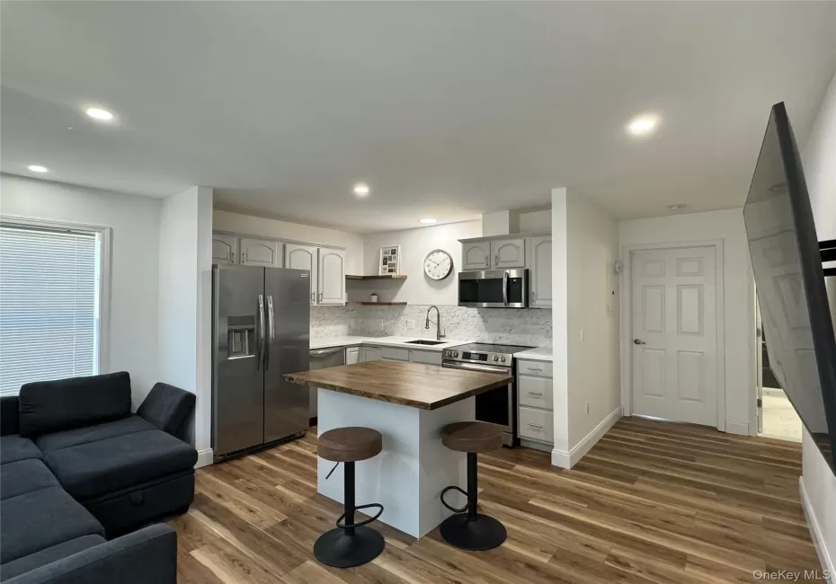 1000 9th Street, Southold, NY, 1 Bedroom Bedrooms, 2 Rooms Rooms,1 BathroomBathrooms,Residential Lease,For Rent,9th,0,1049239 1000 9th Street, Southold, NY, 1 Bedroom Bedrooms, 2 Rooms Rooms,1 BathroomBathrooms,Residential Lease,For Rent,9th,0,1049239