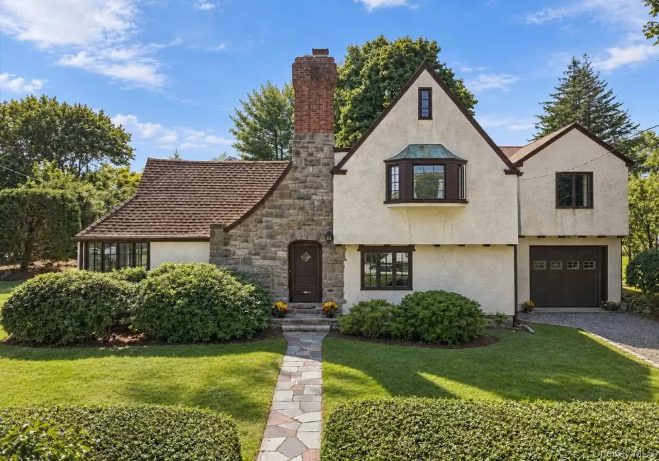 138 Knollwood Avenue, Mamaroneck, NY, 4 Bedrooms Bedrooms, 13 Rooms Rooms,3 BathroomsBathrooms,Residential,For Rent,Knollwood,0,1044020 138 Knollwood Avenue, Mamaroneck, NY, 4 Bedrooms Bedrooms, 13 Rooms Rooms,3 BathroomsBathrooms,Residential,For Rent,Knollwood,0,1044020