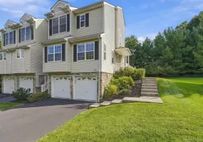 1402 Pondview Loop, Fishkill, NY, 2 Bedrooms Bedrooms, 5 Rooms Rooms,2 BathroomsBathrooms,Residential,For Rent,Pondview,0,1049793 1402 Pondview Loop, Fishkill, NY, 2 Bedrooms Bedrooms, 5 Rooms Rooms,2 BathroomsBathrooms,Residential,For Rent,Pondview,0,1049793