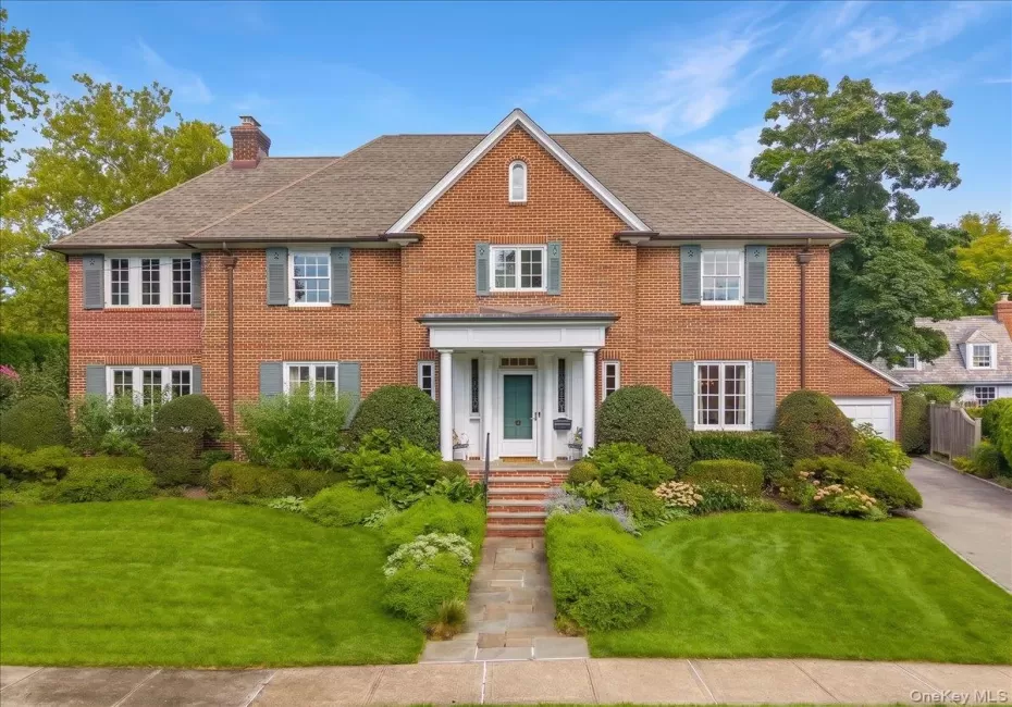 12 Linden Avenue, Mamaroneck, NY, 6 Bedrooms Bedrooms, 11 Rooms Rooms,3 BathroomsBathrooms,Residential,For Rent,Linden,0,1035974 12 Linden Avenue, Mamaroneck, NY, 6 Bedrooms Bedrooms, 11 Rooms Rooms,3 BathroomsBathrooms,Residential,For Rent,Linden,0,1035974