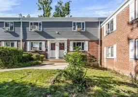 226-29 Manor Rd, New York, NY, 2 Bedrooms Bedrooms, 5 Rooms Rooms,1 BathroomBathrooms,Residential,For Rent,Manor Rd,0,1050321 226-29 Manor Rd, New York, NY, 2 Bedrooms Bedrooms, 5 Rooms Rooms,1 BathroomBathrooms,Residential,For Rent,Manor Rd,0,1050321