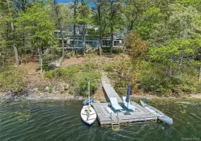 9 Lake View Ct, Southampton, NY, 4 Bedrooms Bedrooms, 4 Rooms Rooms,4 BathroomsBathrooms,Residential,For Rent,Lake View Ct,0,1049133 9 Lake View Ct, Southampton, NY, 4 Bedrooms Bedrooms, 4 Rooms Rooms,4 BathroomsBathrooms,Residential,For Rent,Lake View Ct,0,1049133