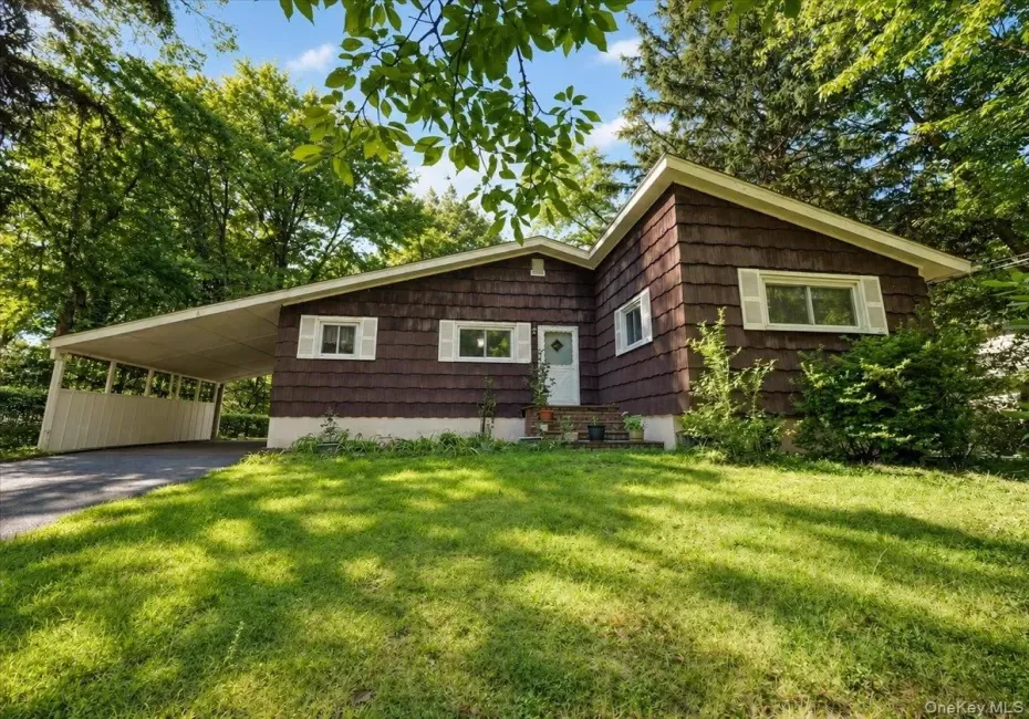 6 Byron Street, Clarkstown, NY, 3 Bedrooms Bedrooms, 5 Rooms Rooms,1 BathroomBathrooms,Residential,For Rent,Byron,0,1050094 6 Byron Street, Clarkstown, NY, 3 Bedrooms Bedrooms, 5 Rooms Rooms,1 BathroomBathrooms,Residential,For Rent,Byron,0,1050094