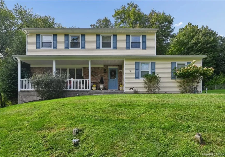 12 Berkshire Drive, Clarkstown, NY, 4 Bedrooms Bedrooms, 11 Rooms Rooms,2 BathroomsBathrooms,Residential,For Rent,Berkshire,0,1046656 12 Berkshire Drive, Clarkstown, NY, 4 Bedrooms Bedrooms, 11 Rooms Rooms,2 BathroomsBathrooms,Residential,For Rent,Berkshire,0,1046656