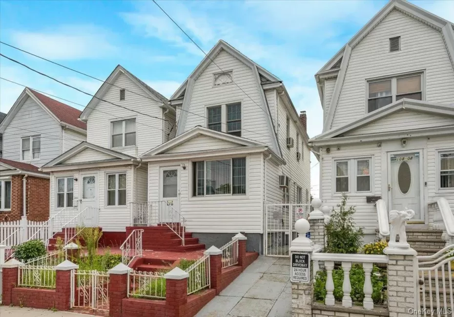108-10 107th Avenue, New York, NY, 3 Bedrooms Bedrooms, 5 Rooms Rooms,1 BathroomBathrooms,Residential,For Rent,107th,0,1050425 108-10 107th Avenue, New York, NY, 3 Bedrooms Bedrooms, 5 Rooms Rooms,1 BathroomBathrooms,Residential,For Rent,107th,0,1050425