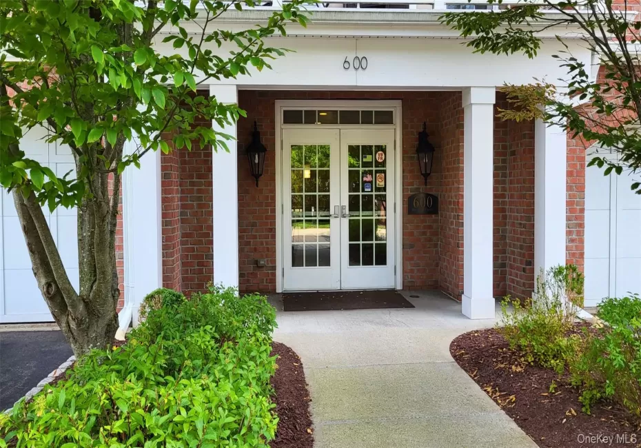 621 Regency Drive, Fishkill, NY, 1 Bedroom Bedrooms, 5 Rooms Rooms,2 BathroomsBathrooms,Residential,For Rent,Regency,0,1047253 621 Regency Drive, Fishkill, NY, 1 Bedroom Bedrooms, 5 Rooms Rooms,2 BathroomsBathrooms,Residential,For Rent,Regency,0,1047253