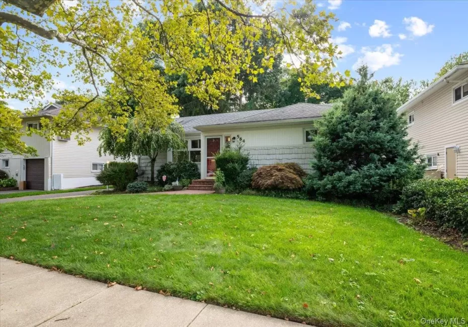 564 Richmond Road, Hempstead, NY, 3 Bedrooms Bedrooms, 6 Rooms Rooms,1 BathroomBathrooms,Residential,For Rent,Richmond,0,1049281 564 Richmond Road, Hempstead, NY, 3 Bedrooms Bedrooms, 6 Rooms Rooms,1 BathroomBathrooms,Residential,For Rent,Richmond,0,1049281