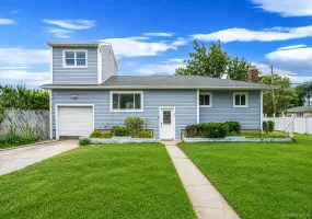 152 Alkier Street, Islip, NY, 4 Bedrooms Bedrooms, 13 Rooms Rooms,2 BathroomsBathrooms,Residential,For Rent,Alkier,0,1049960 152 Alkier Street, Islip, NY, 4 Bedrooms Bedrooms, 13 Rooms Rooms,2 BathroomsBathrooms,Residential,For Rent,Alkier,0,1049960