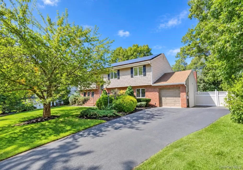 137 Ridgewood Avenue, Brookhaven, NY, 5 Bedrooms Bedrooms, 10 Rooms Rooms,2 BathroomsBathrooms,Residential,For Rent,Ridgewood,0,1050562 137 Ridgewood Avenue, Brookhaven, NY, 5 Bedrooms Bedrooms, 10 Rooms Rooms,2 BathroomsBathrooms,Residential,For Rent,Ridgewood,0,1050562