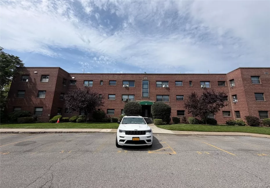 25 SHADY GLEN Court, New Rochelle, NY, 2 Bedrooms Bedrooms, 5 Rooms Rooms,1 BathroomBathrooms,Residential,For Rent,SHADY GLEN,0,1049919 25 SHADY GLEN Court, New Rochelle, NY, 2 Bedrooms Bedrooms, 5 Rooms Rooms,1 BathroomBathrooms,Residential,For Rent,SHADY GLEN,0,1049919
