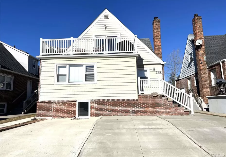249 Broadway, Long Beach, NY, 2 Bedrooms Bedrooms, 4 Rooms Rooms,1 BathroomBathrooms,Residential Lease,For Rent,Broadway,0,1050419 249 Broadway, Long Beach, NY, 2 Bedrooms Bedrooms, 4 Rooms Rooms,1 BathroomBathrooms,Residential Lease,For Rent,Broadway,0,1050419