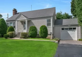 263 Pythian Avenue, Mount Pleasant, NY, 3 Bedrooms Bedrooms, 7 Rooms Rooms,2 BathroomsBathrooms,Residential,For Rent,Pythian,0,1046032 263 Pythian Avenue, Mount Pleasant, NY, 3 Bedrooms Bedrooms, 7 Rooms Rooms,2 BathroomsBathrooms,Residential,For Rent,Pythian,0,1046032